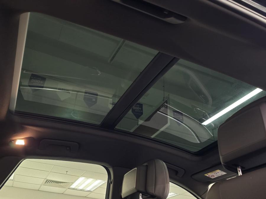 MACAN S - Image 8