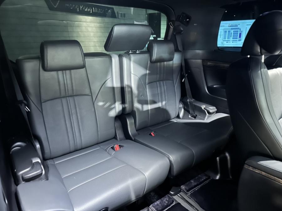 ALPHARD 3.5 EXECUTIVE LOUNGE - Image 5