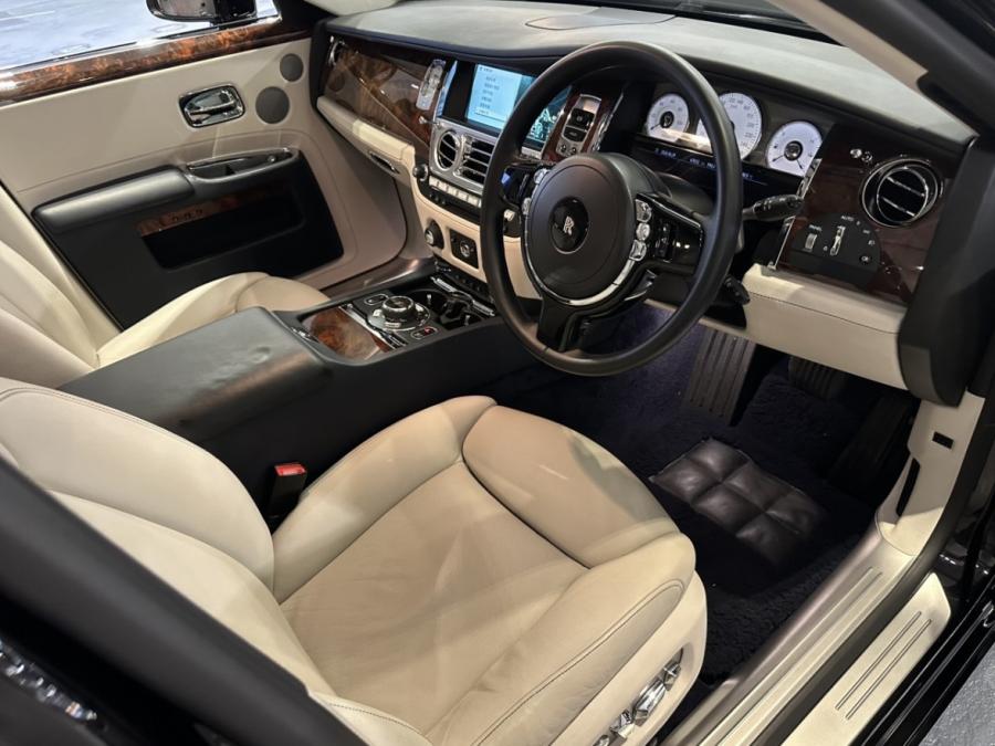 Rolls-Royce Ghost V12 EWB - Image 3