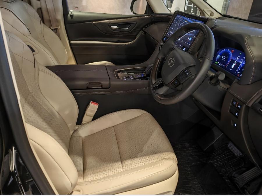 Alphard hybrid - Image 6