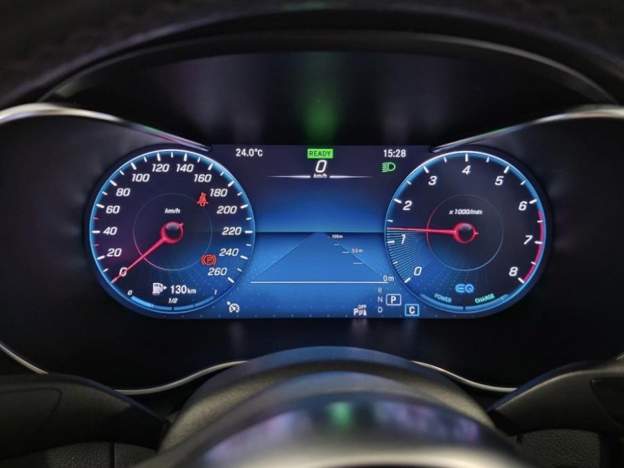 C200 AMG FACELIFT 1.5 EQ BOOST - Image 3