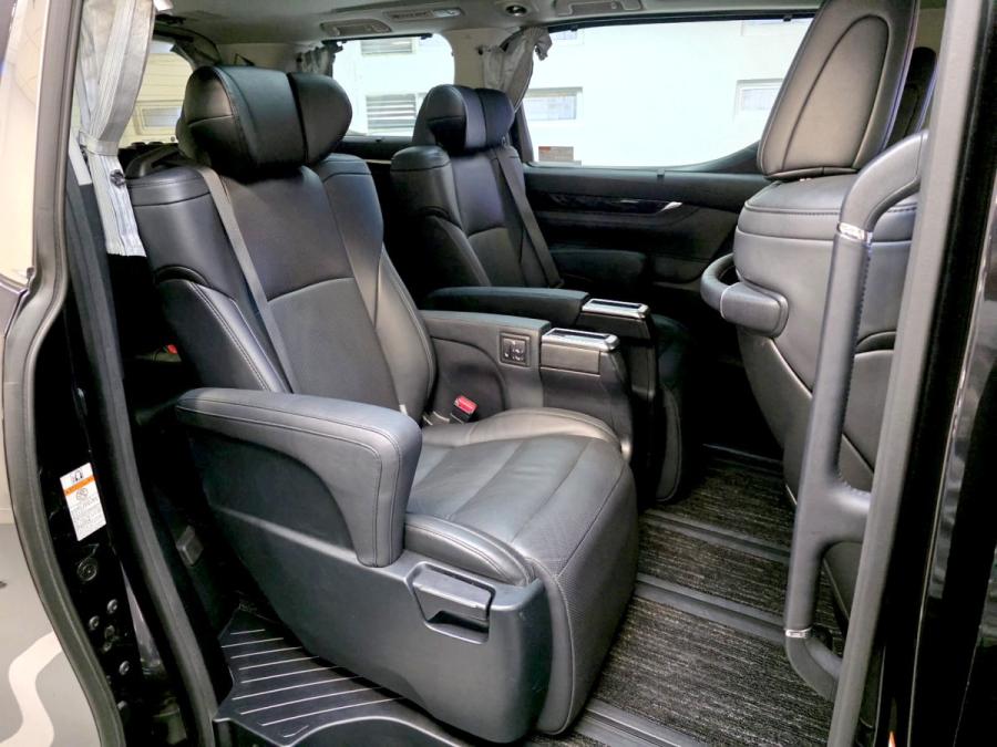 VELLFIRE 3.5 FACELIFT - Image 6