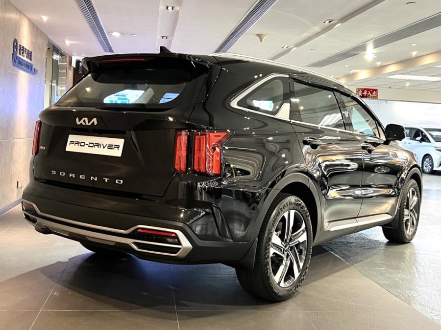 SORENTO GT PLATINUM - Image 3