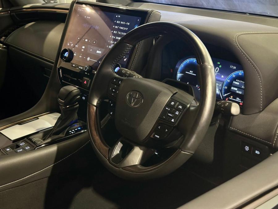 Alphard 2.5 Z - Image 4
