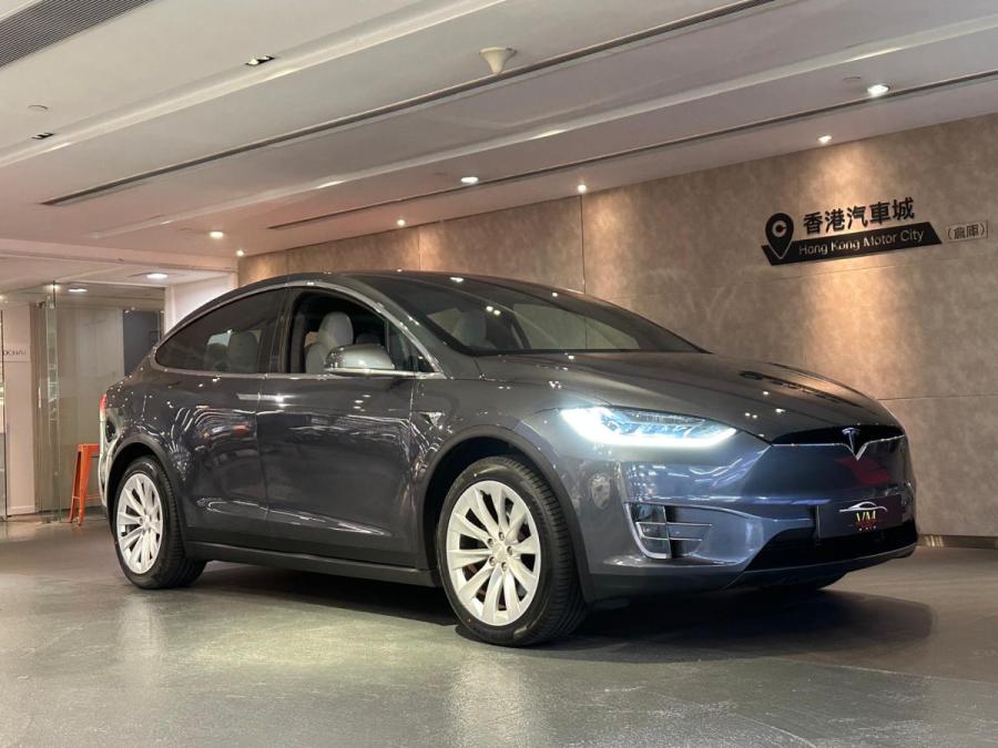 TESLA Model X Long Range