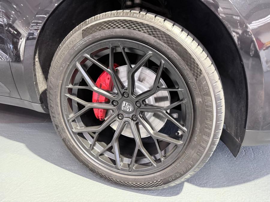 Macan - Image 10