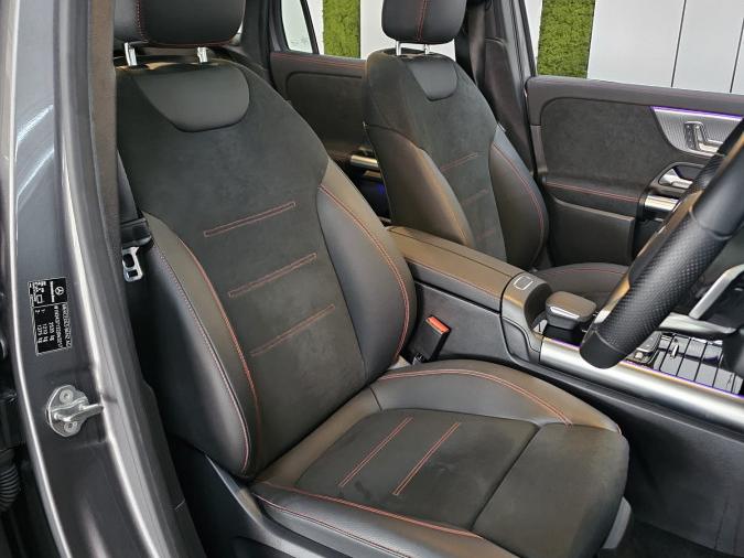EQA350 4MATIC - Image 3