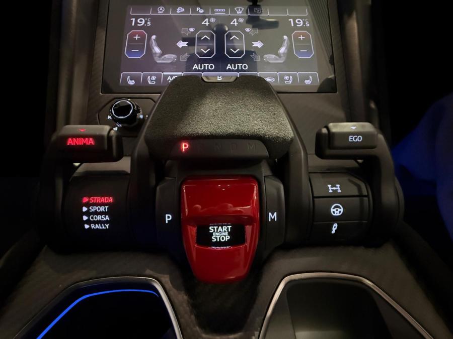 URUS PERFORMANTE 4.0 - Image 12