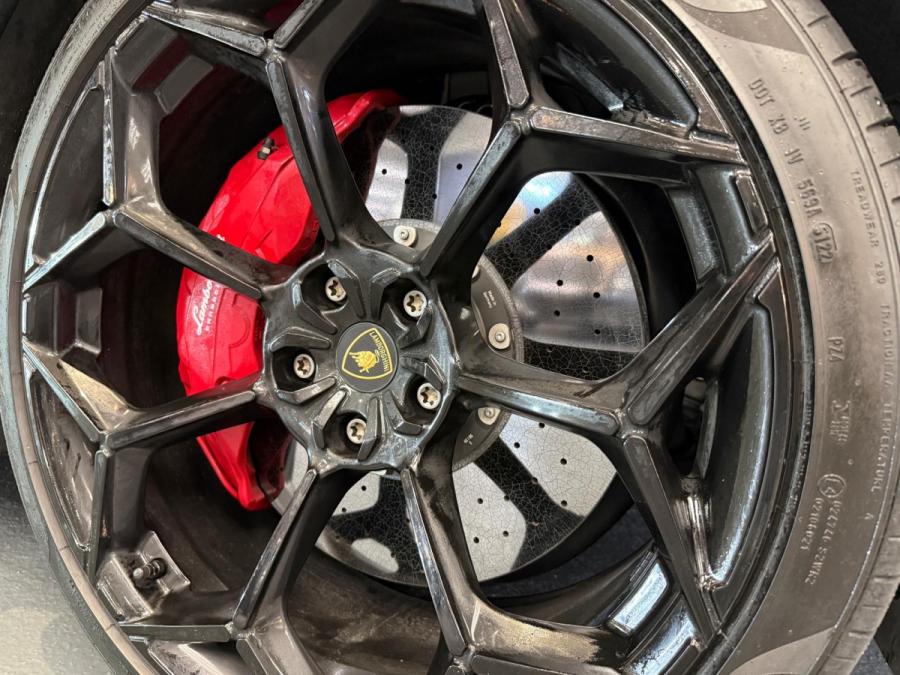 URUS PERFORMANTE 4.0 - Image 8