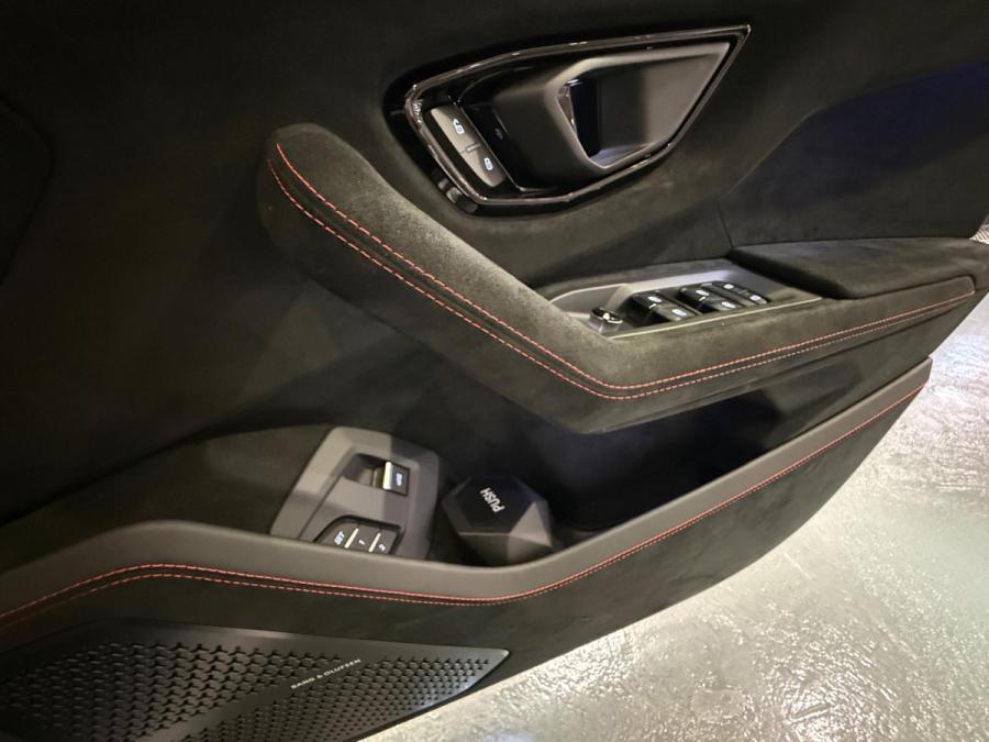 URUS PERFORMANTE 4.0 - Image 13