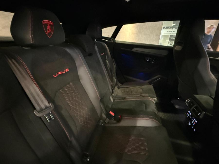 URUS PERFORMANTE 4.0 - Image 16