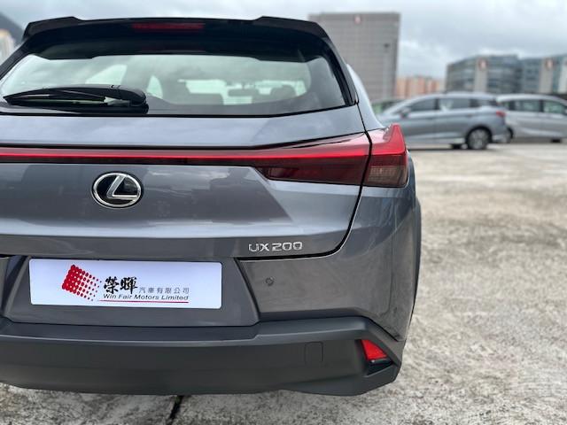 行貨 UX200 豪華版 2.0NA - Image 11