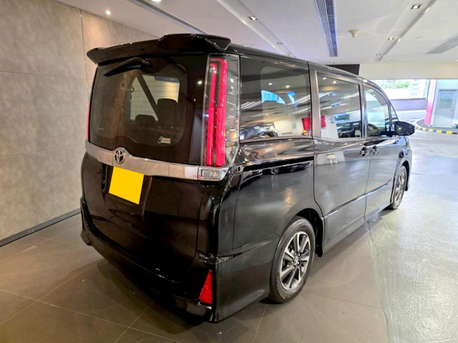 NOAH LUXURY FACELIFT - Image 3