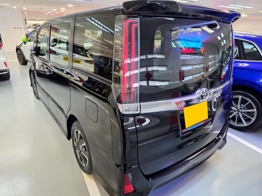 NOAH LUXURY FACELIFT - Image 13