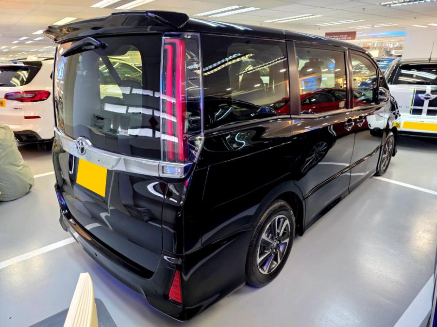 NOAH LUXURY FACELIFT - Image 12