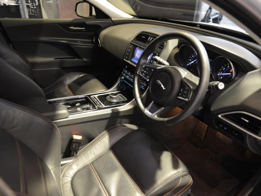 XE 20T PRESTIGE AJ 200 - Image 20