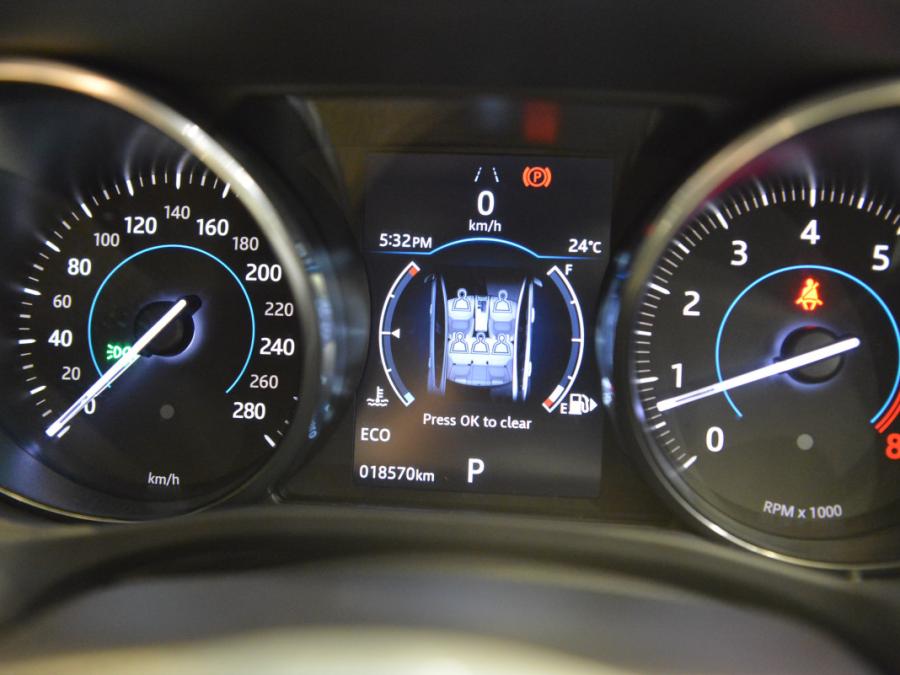 XE 20T PRESTIGE AJ 200 - Image 19