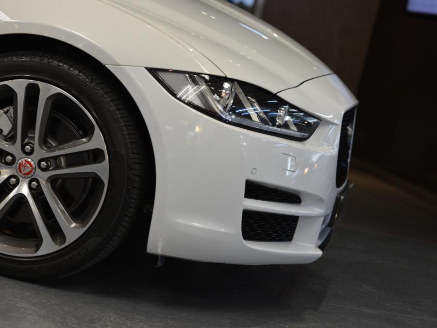XE 20T PRESTIGE AJ 200 - Image 3