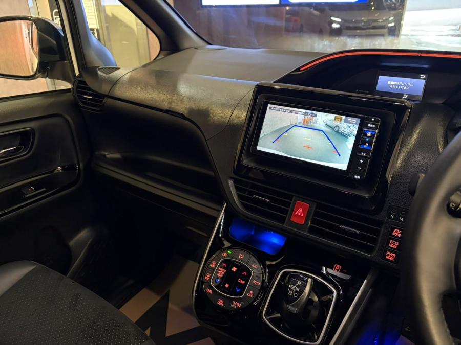 VOXY ZS HYBRID 煌III - Image 4
