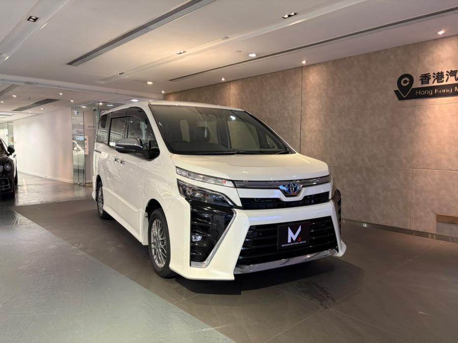 TOYOTA 豐田 VOXY ZS HYBRID 煌III