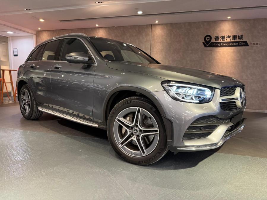 MERCEDES-BENZ 平治 GLC300 AMG