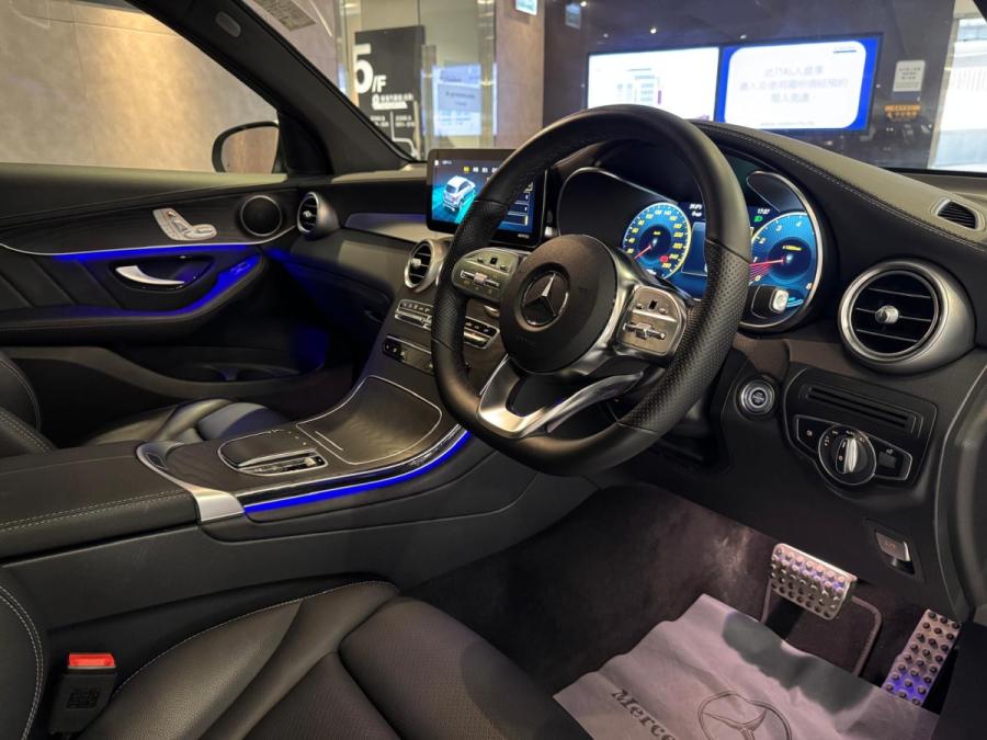 GLC300 AMG - Image 4