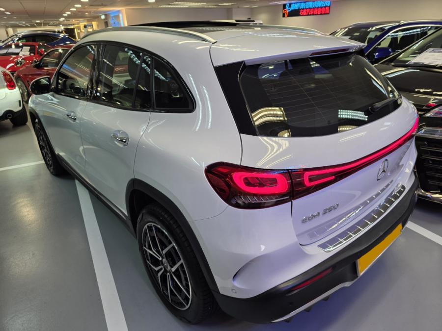 EQA250 AMG - Image 11