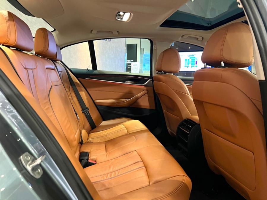 520D  SPORT - Image 10