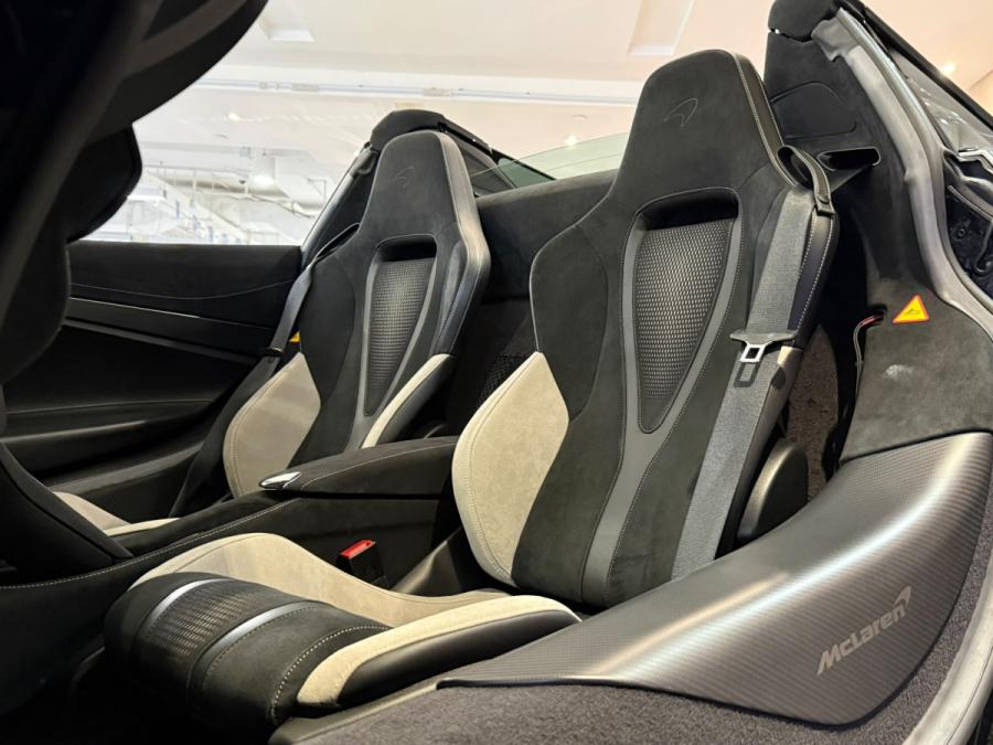 750S Spider - Image 4