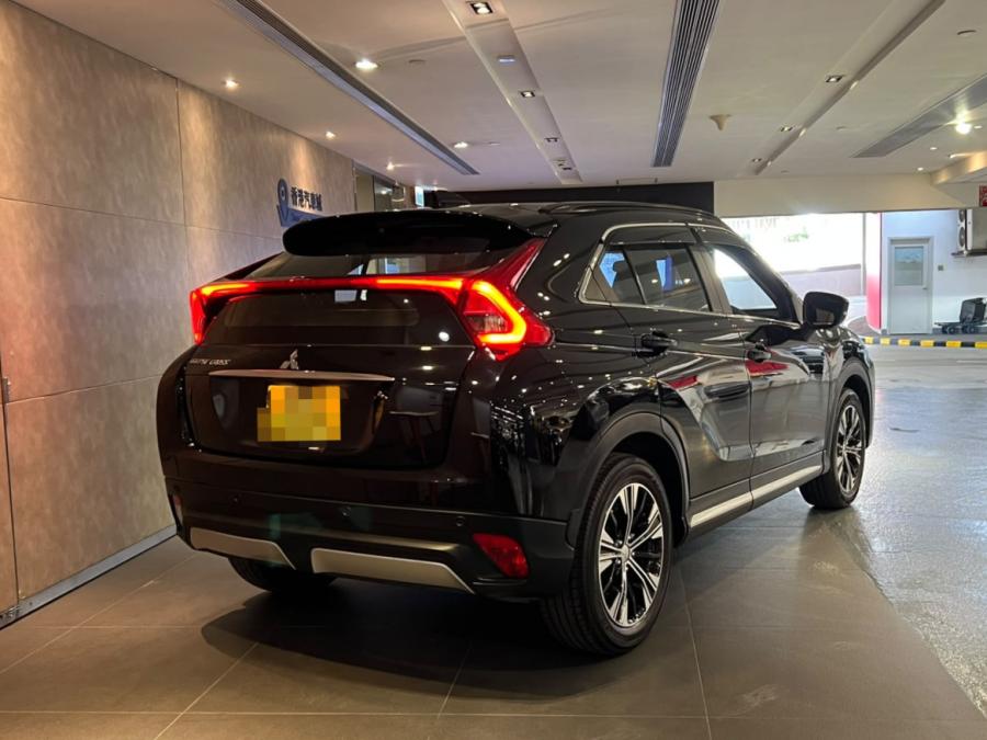 ECLIPSE CROSS - Image 6