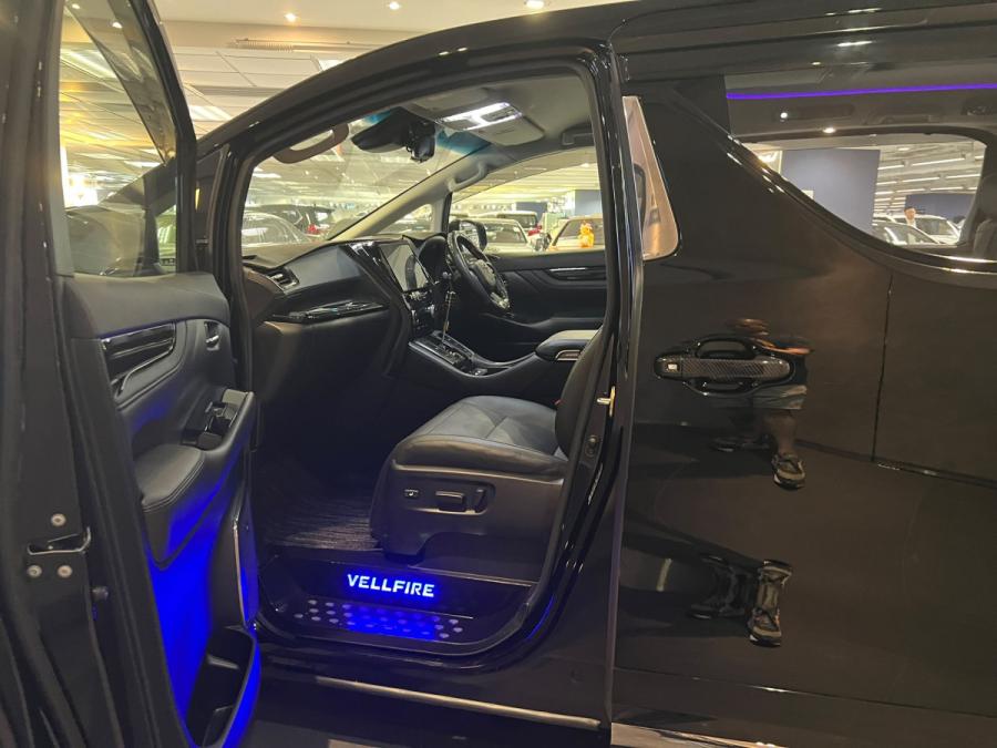 Vellfire - Image 7