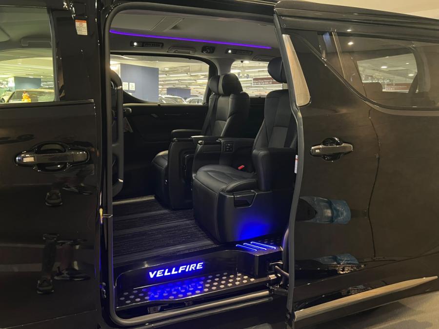 Vellfire - Image 6