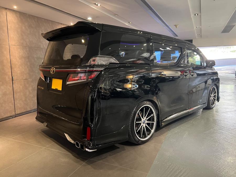 Vellfire - Image 2