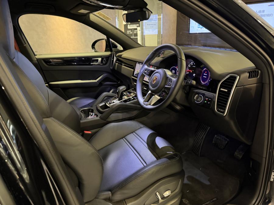 Cayenne Coupe - Image 2