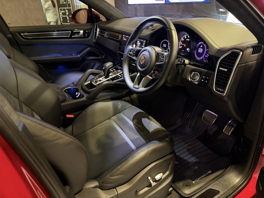 Cayenne GTS Coupe - Image 3