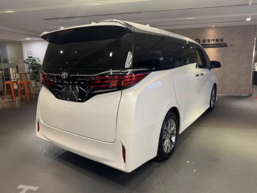 Alphard 2.5 Z - Image 2