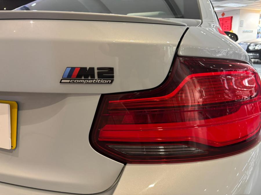 M2 COMPETITION COUPE - Image 9