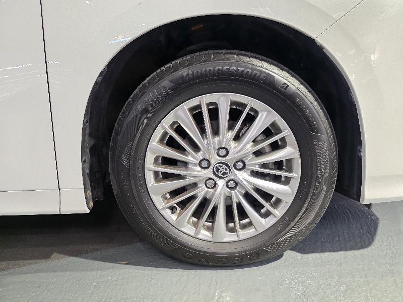 ALPHARD HYBRID - Image 9