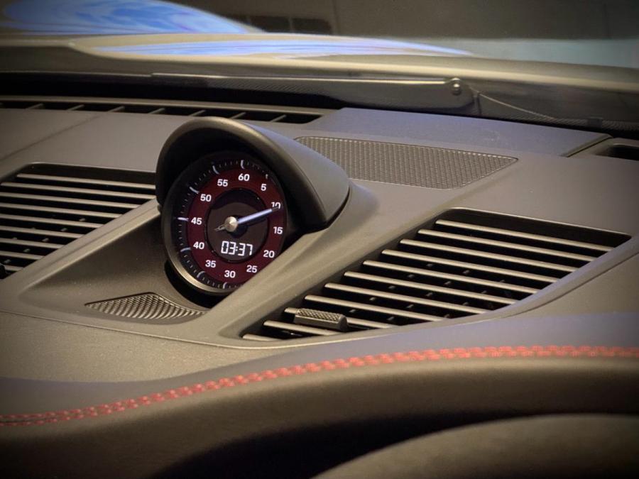911 992 TARGA 4 GTS - Image 12