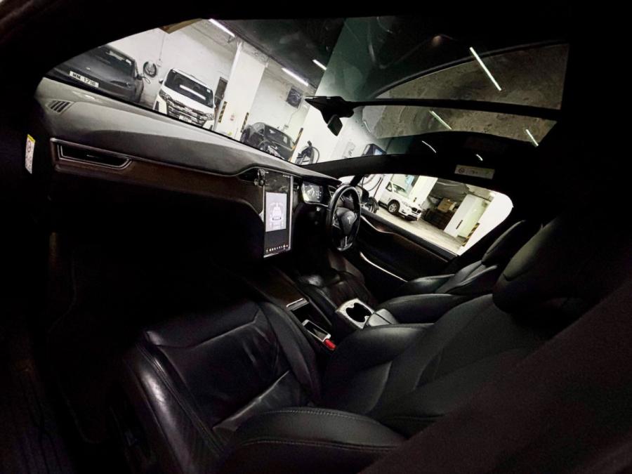 Model X 90D - Image 5