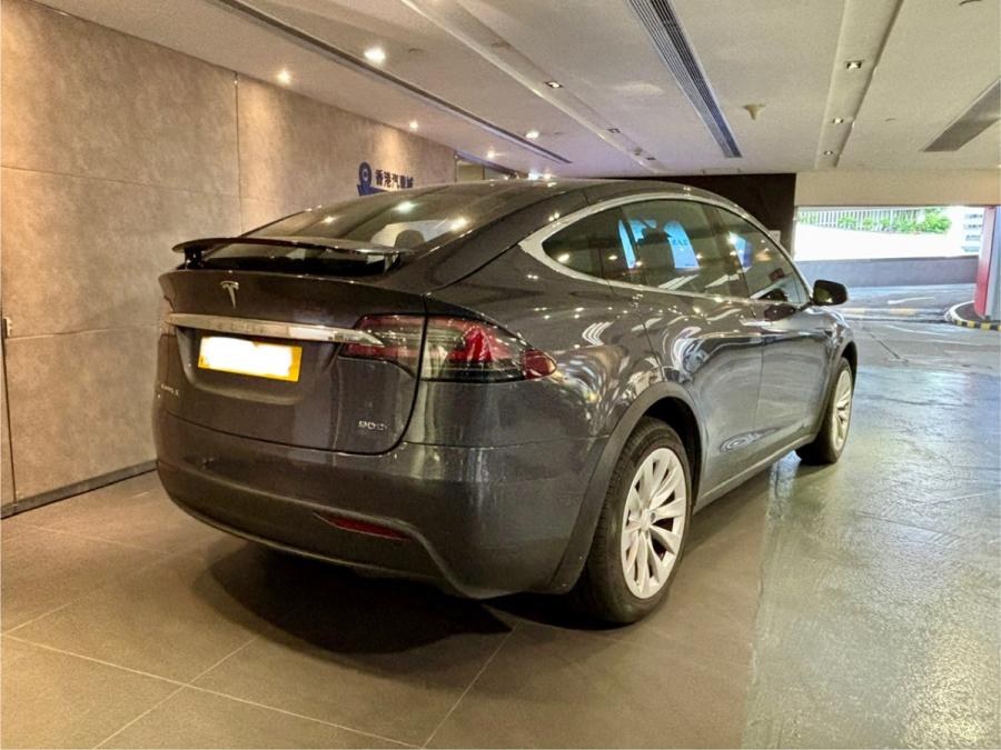 Model X 90D - Image 3