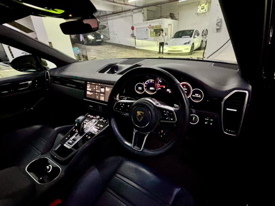 Cayenne Coupe - Image 6