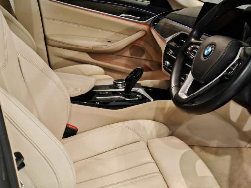 520i SALOON SPORT - Image 5