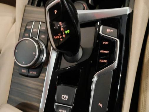 520i SALOON SPORT - Image 15