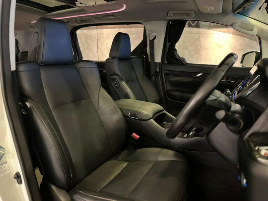 Alphard 2.5 SC Modellista - Image 3