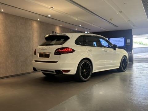 CAYENNE GTS - Image 2