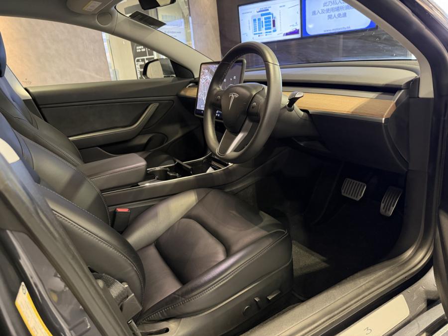 MODEL 3 SR PLUS RWD - Image 3