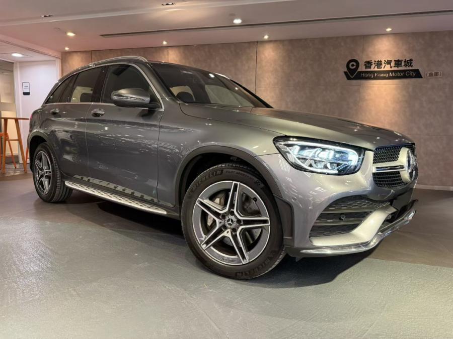 MERCEDES-BENZ 平治 GLC300 AMG FaceLift