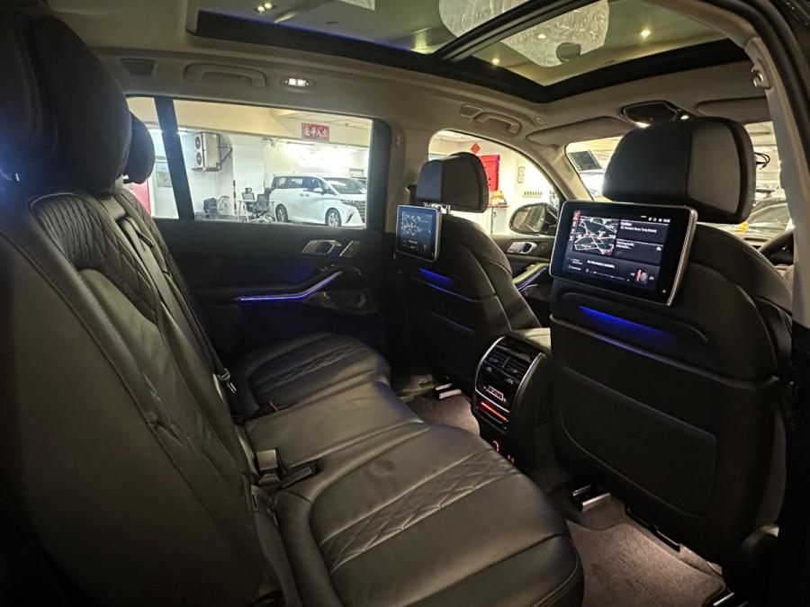 X7 xDrive40iA 7-Seater Pure Excellence - Image 4