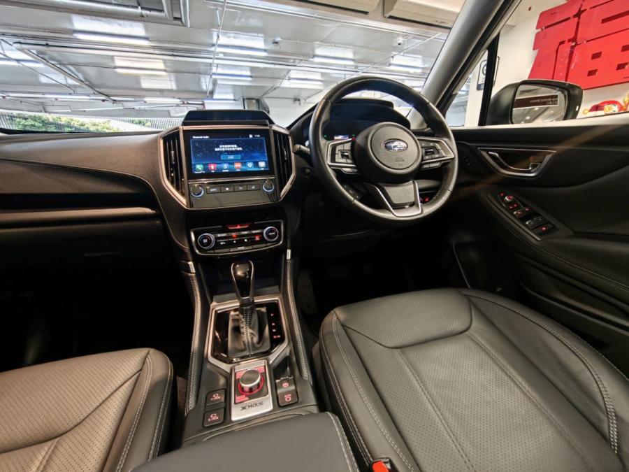 FORESTER 2.OI-S EYESIGHT HYBRID AWD CVT - Image 15
